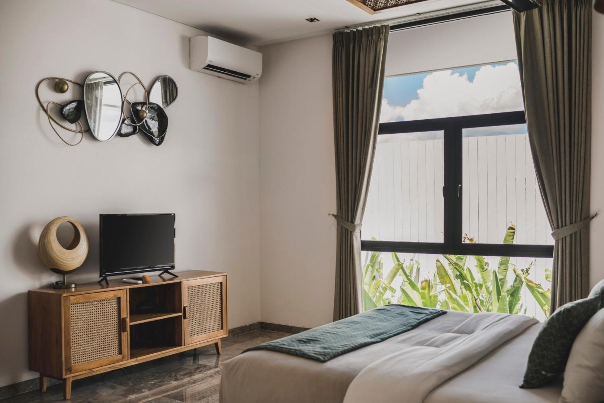 Eight Palms Villa Seminyak By Ini Vie Hospitality Экстерьер фото