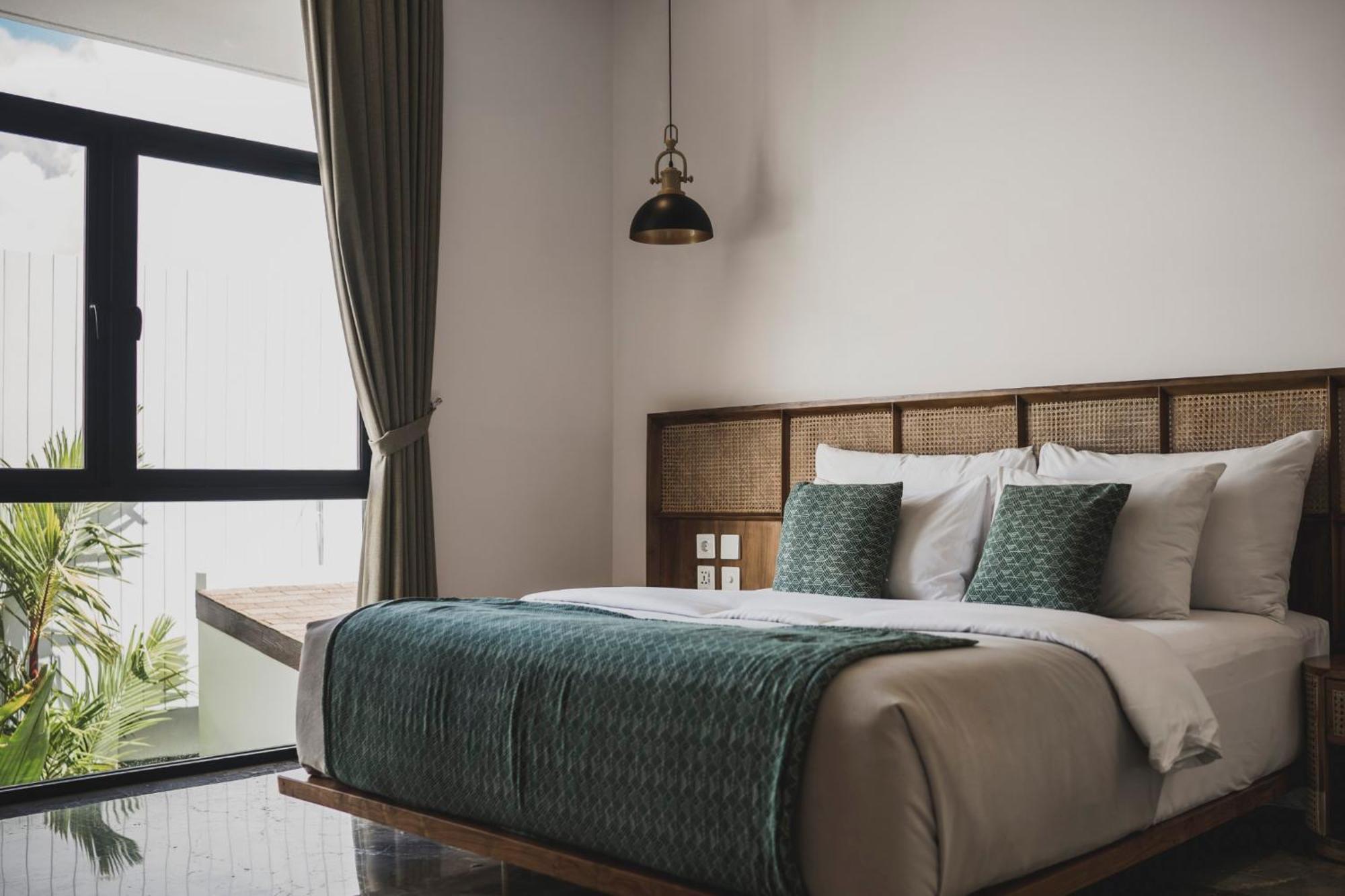 Eight Palms Villa Seminyak By Ini Vie Hospitality Экстерьер фото